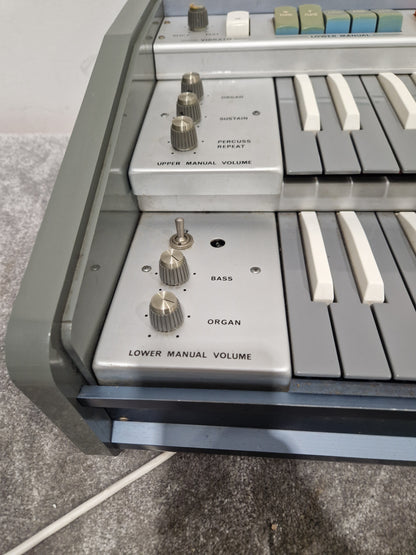 CRB Diamond 800 Organ - Rare Reverse Keys Model - Good w/ Power Supply & Hard Case