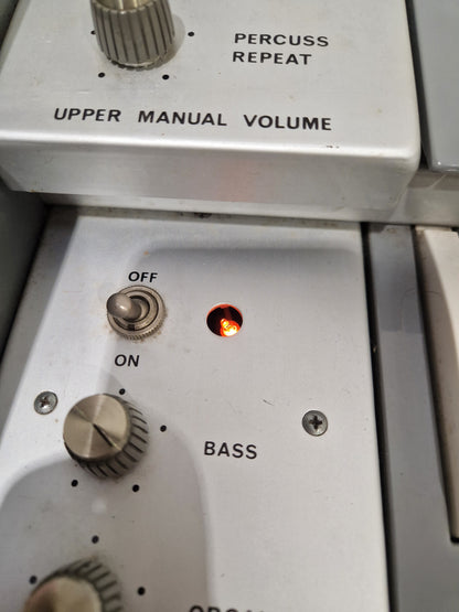 CRB Diamond 800 Organ - Rare Reverse Keys Model - Good w/ Power Supply & Hard Case