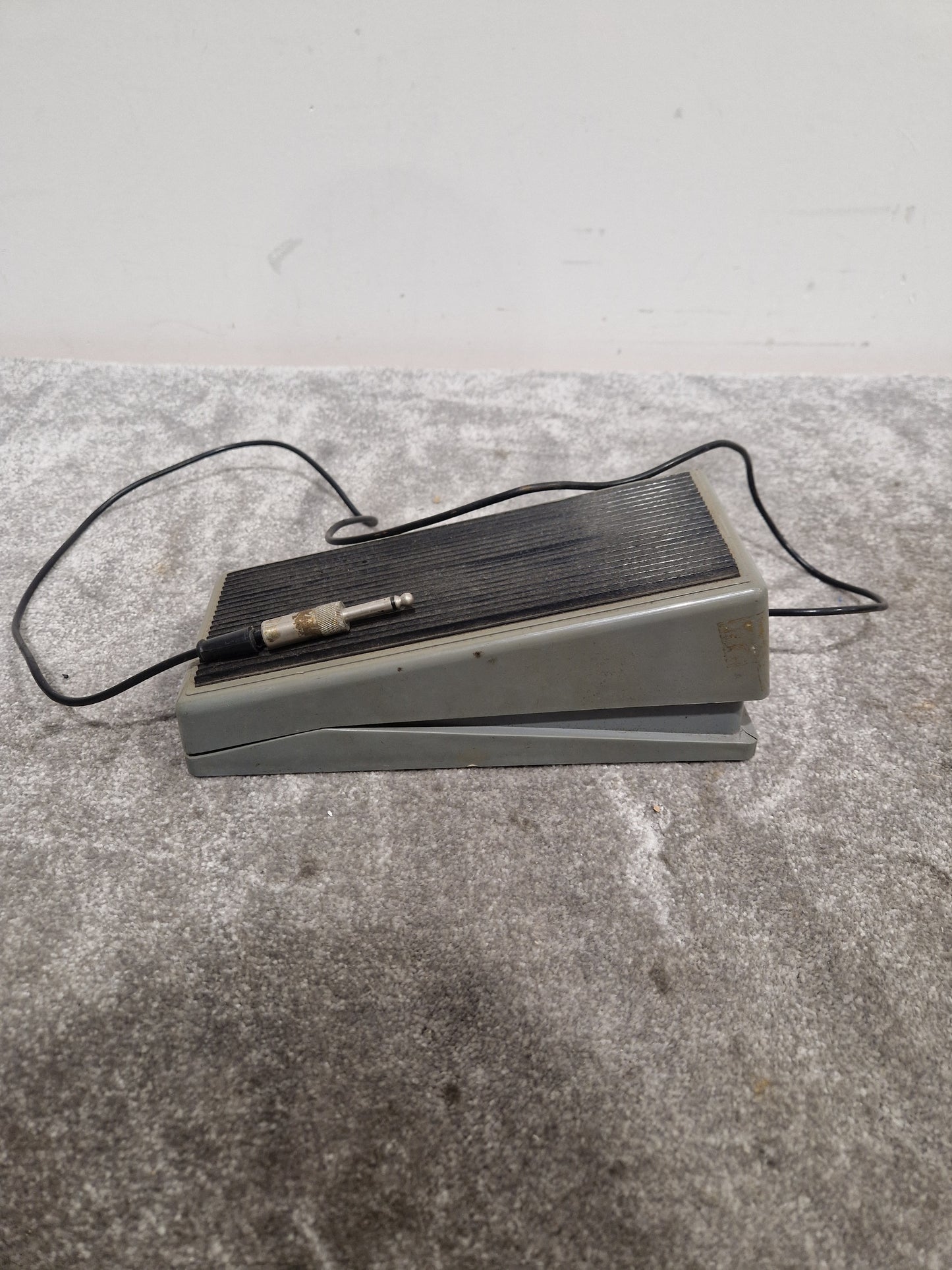 CRB Diamond 800 Organ - Rare Reverse Keys Model - Good w/ Power Supply & Hard Case