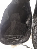 TKL Black Guitar Hard Case - Durable Protection Design - Very Good - Image 5