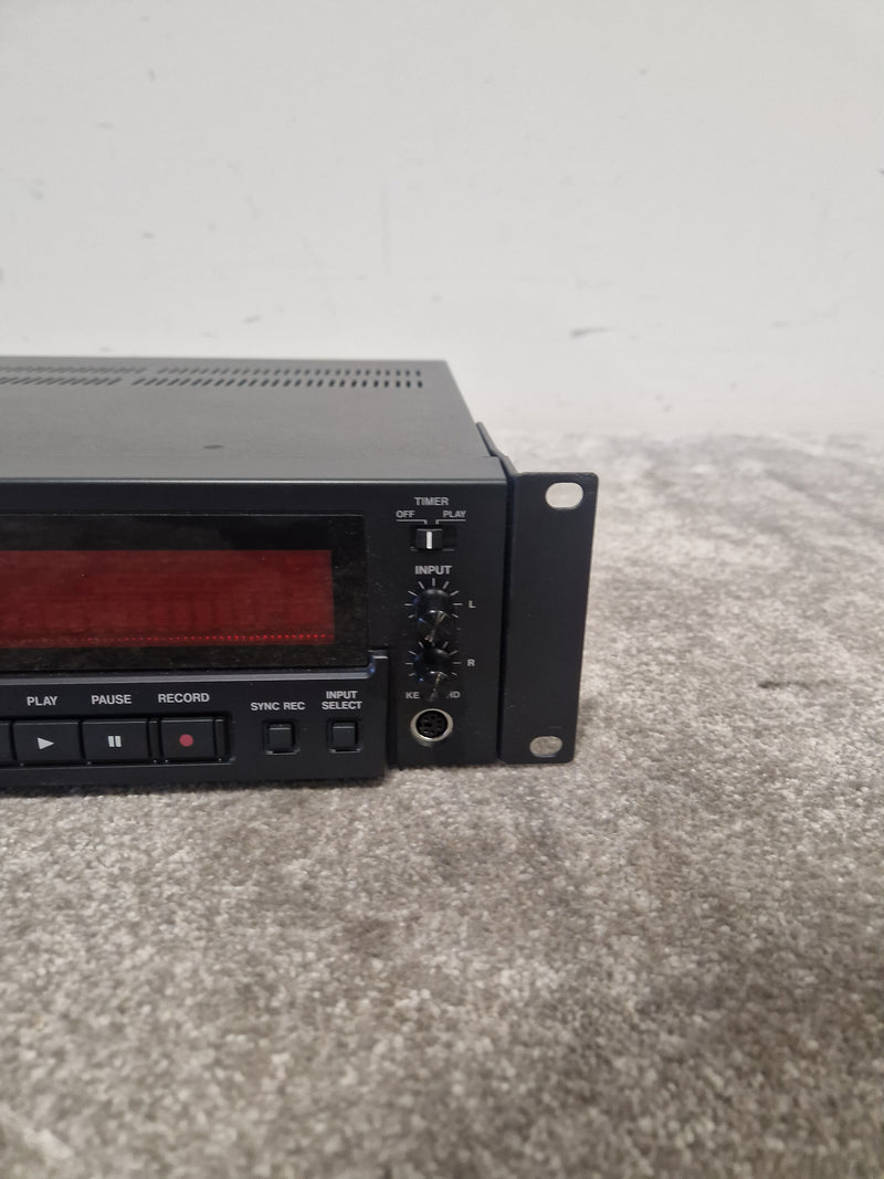 Tascam CDRW900SX - Professional CD Recorder - Excellent w/ Original Box & Power Supply - Image 2