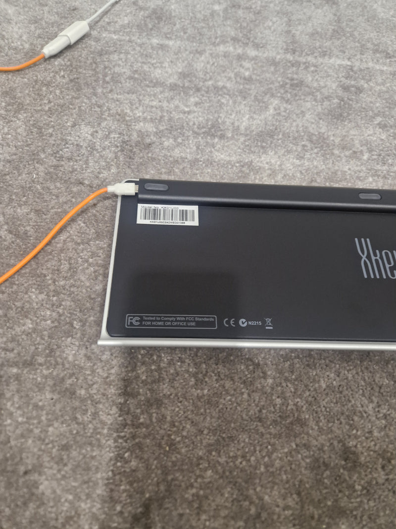 XKey KX01U00 - Portable 25 Key MIDI Keyboard - Excellent w/ Power Supply & Soft Case - Image 7