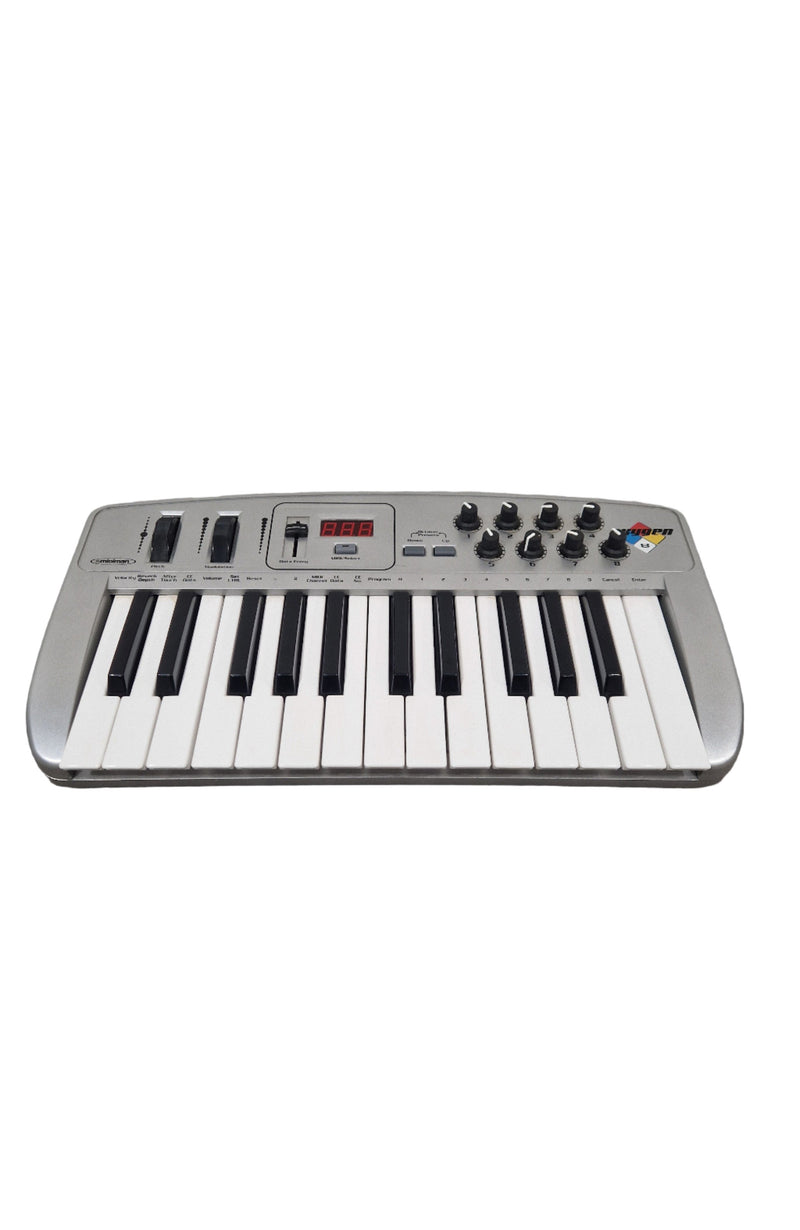 Midiman Oxygen 8 - MIDI Controller Keyboard - Excellent - Image 1