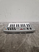 Midiman Oxygen 8 - MIDI Controller Keyboard - Excellent - Image 13
