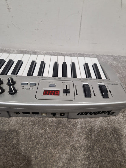 Midiman Oxygen 8 - MIDI Controller Keyboard - Excellent