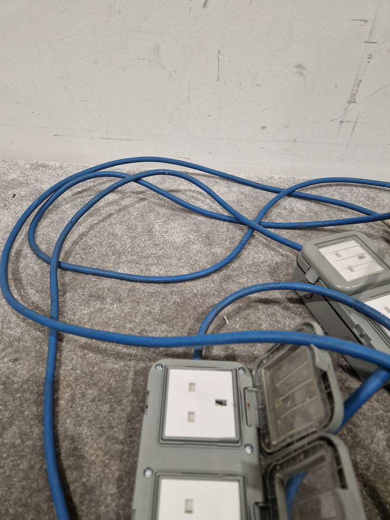 Blue CEE Industrial Plug to 5× Dual UK Socket Distribution Lead - Rugged Industrial Design - Good - Image 12
