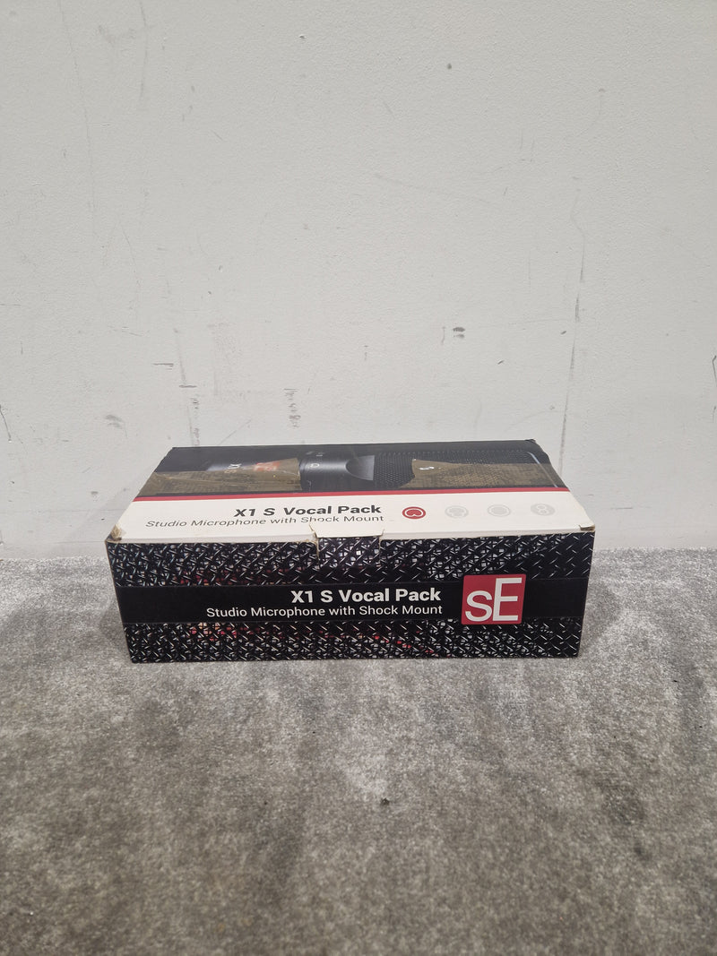 SE X1 S Vocal Pack - Studio Condenser Microphone - Excellent w/ Original Box & Shock mount - Image 5