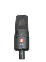 SE X1 S Vocal Pack - Studio Condenser Microphone - Excellent w/ Original Box & Shock mount - Image 1