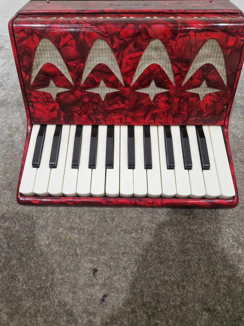 Hohner Bravo II-48 Bass - Compact Accordion Design - Excellent w/ Hard Case - Image 5