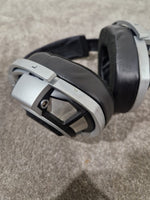 Sennheiser HD-800 - Audiophile Headphones - Very Good w/ Original Box & Hard Case & New Ear Pads - Image 10