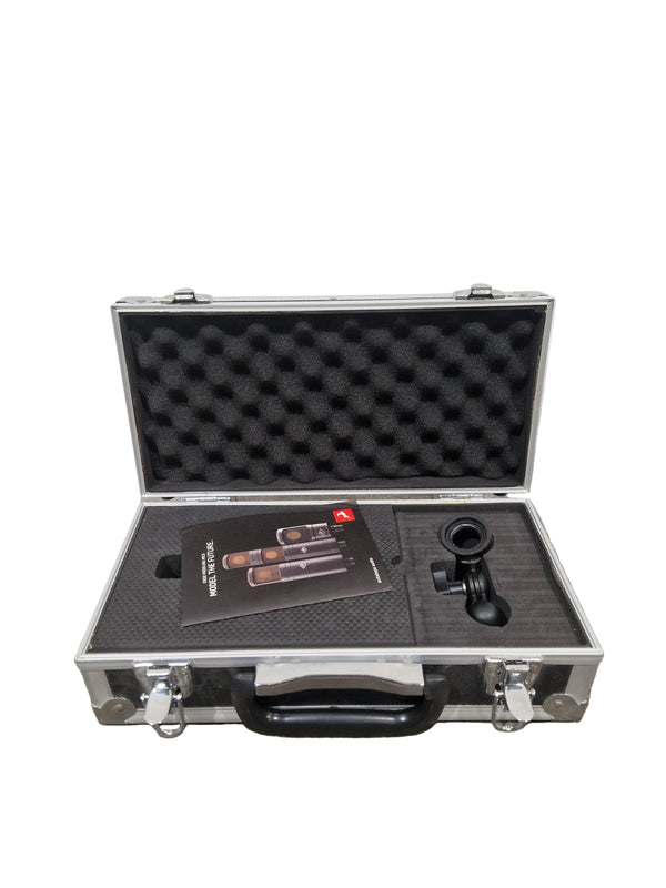 Antelope Audio Edge Solo Condenser Microphone - Premium Sound Quality - Excellent w/ Hard Case