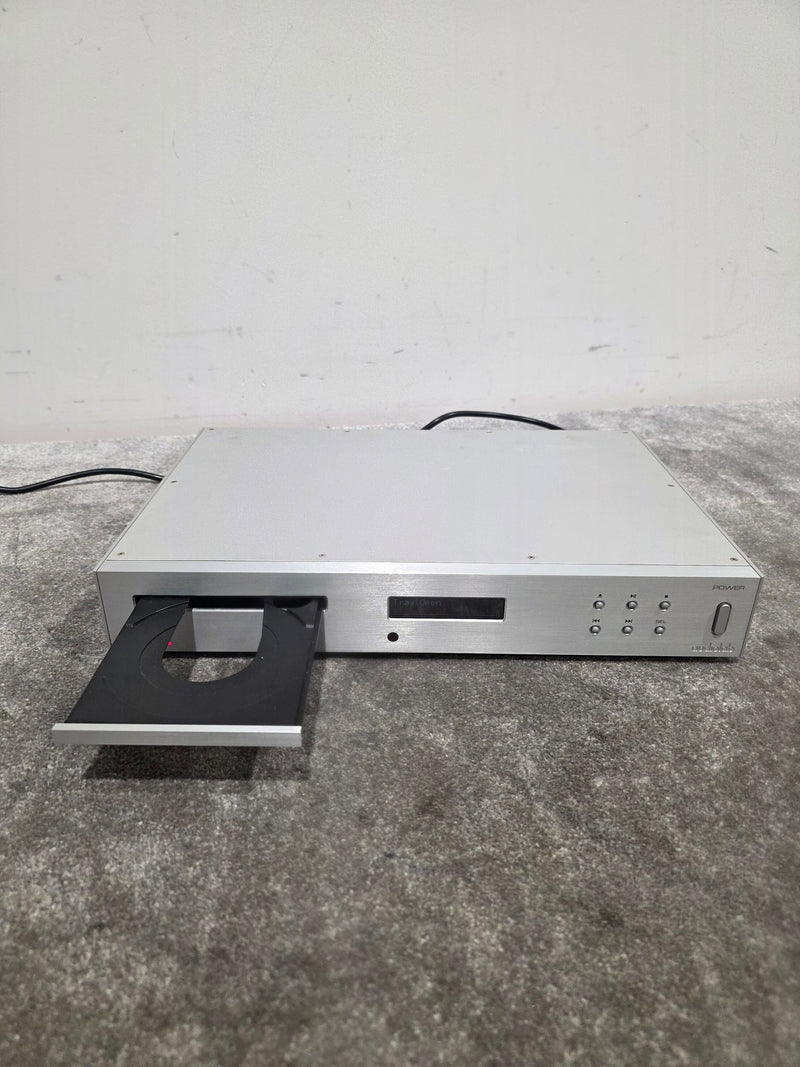 Audiolab 8200CD CD Player - High-Quality DAC - Good w/ Power Supply and Remote Control - Image 2