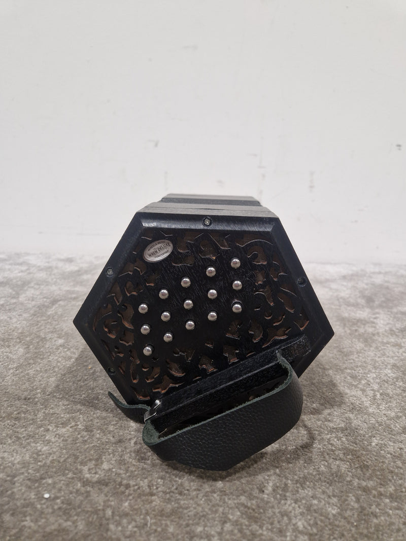 McNeela Wren Deluxe Concertina - Traditional Craftsmanship - Excellent w/ Original Box & Hard Case - Image 10