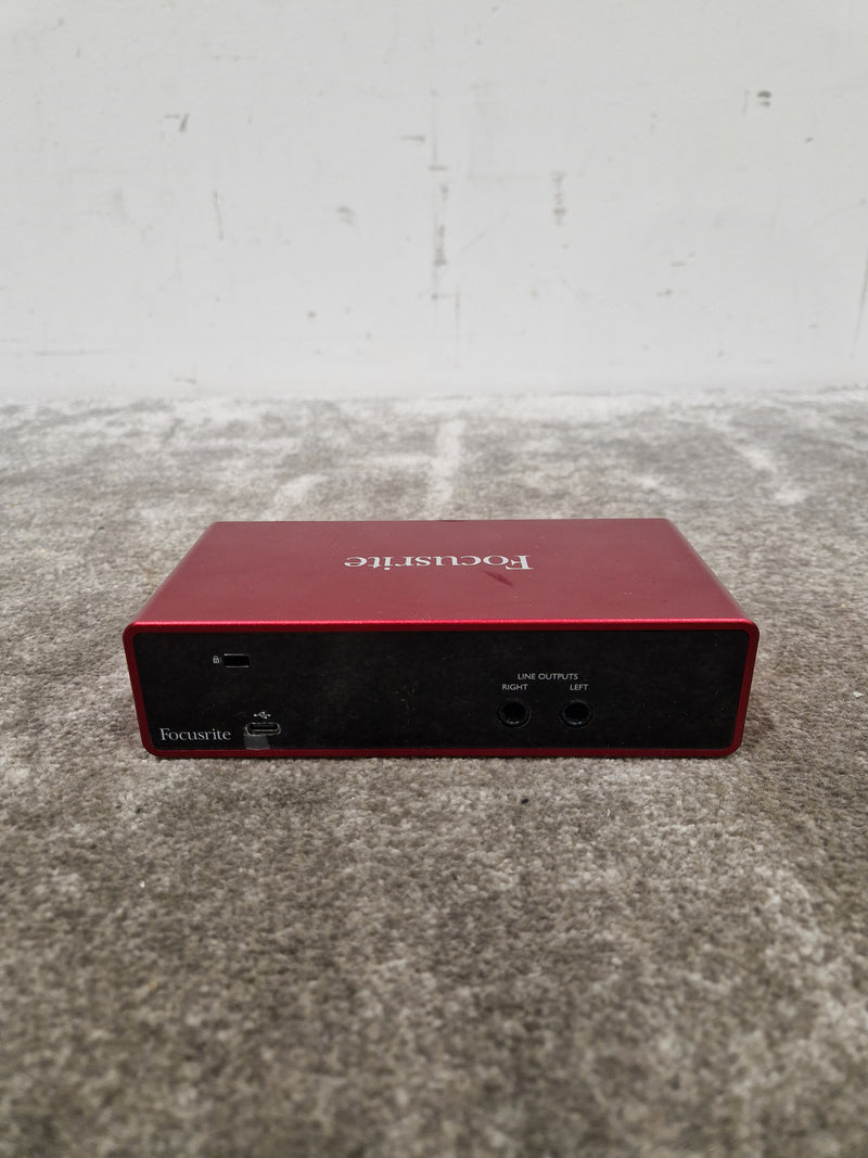 Focusrite Scarlett 2I2 Audio Interface - USB Connectivity - Excellent w/ Original Box - Image 13