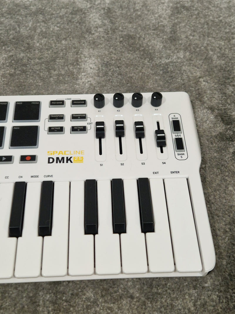 Donner SPACline DMK-25 Mini MIDI Controller - Compact Design - Excellent w/ Original Box - Image 9