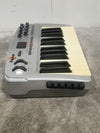 M-AUDIO Oxygen 8 V2 MIDI Controller - Portable Design - Good w/ Original Box & USB Cable - Photo 15