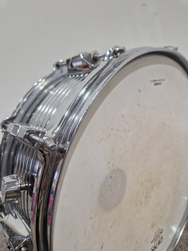 CB700 - Educational Snare Drum - Chrome - Good w/ Hard Case & Drum sticks & Drum stand - Image 9