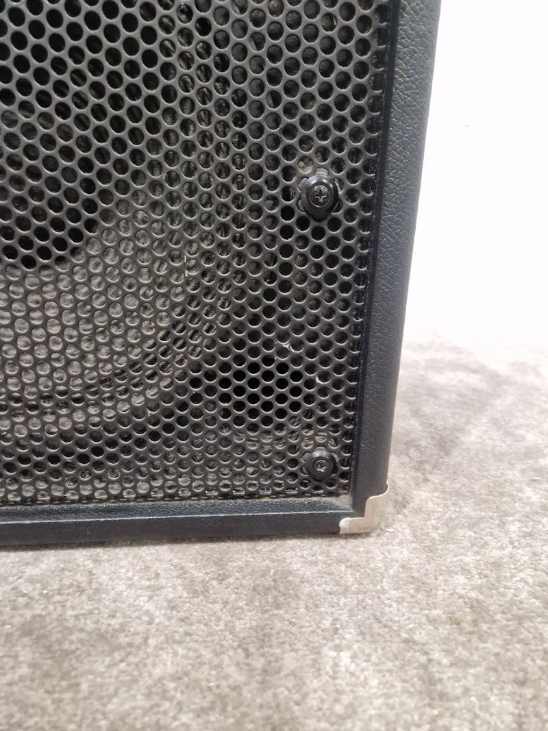 Fender Rumble 30 - Bass Amplifier - Excellent w/ Power Cable - Image 9