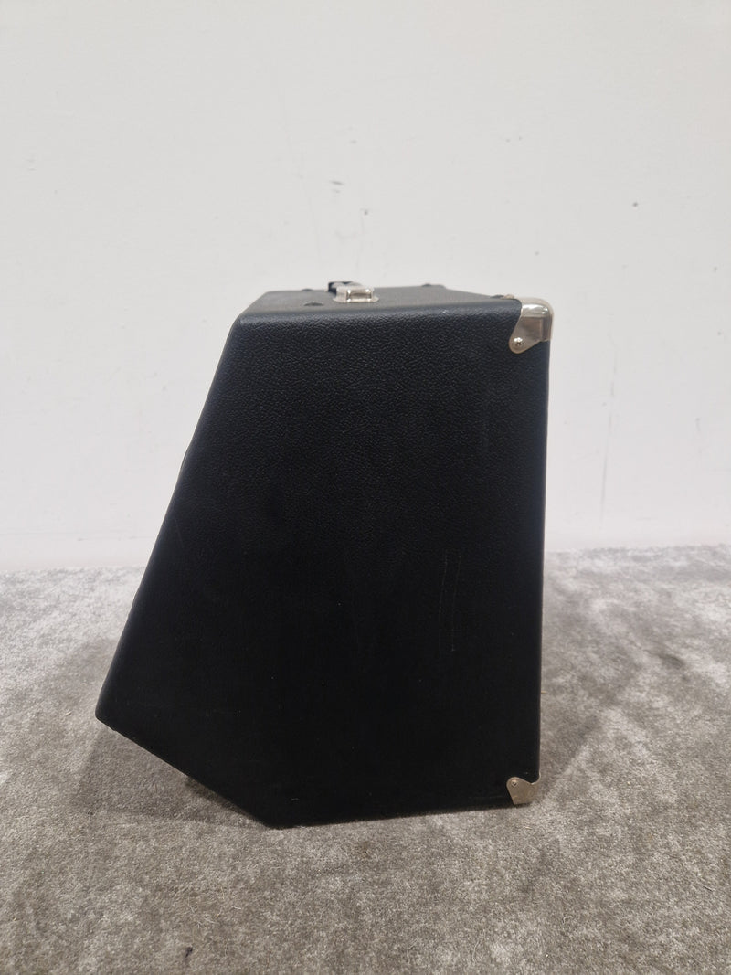 Fender Rumble 30 - Bass Amplifier - Excellent w/ Power Cable - Image 12
