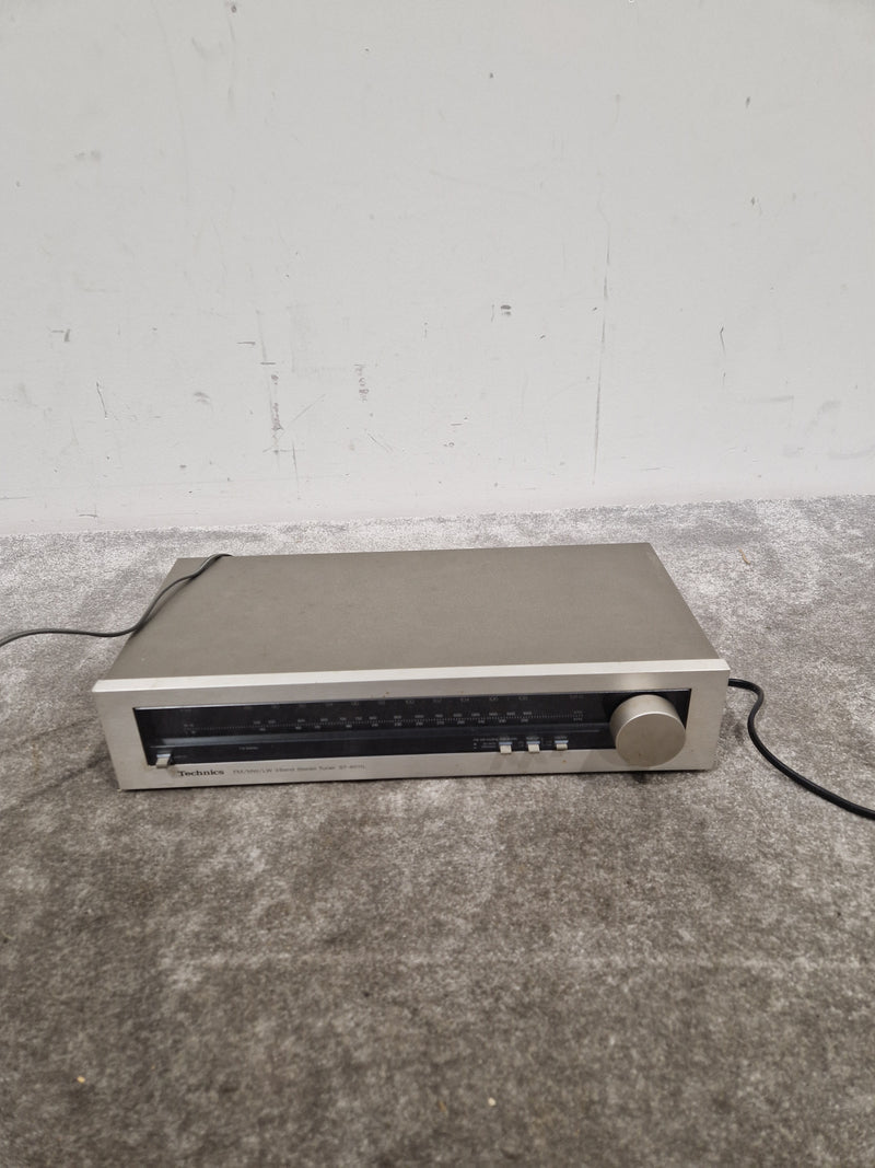 Technics ST-8011L Tuner - Analog Precision - Very Good w/ Original Box & Power Cable - Image 6