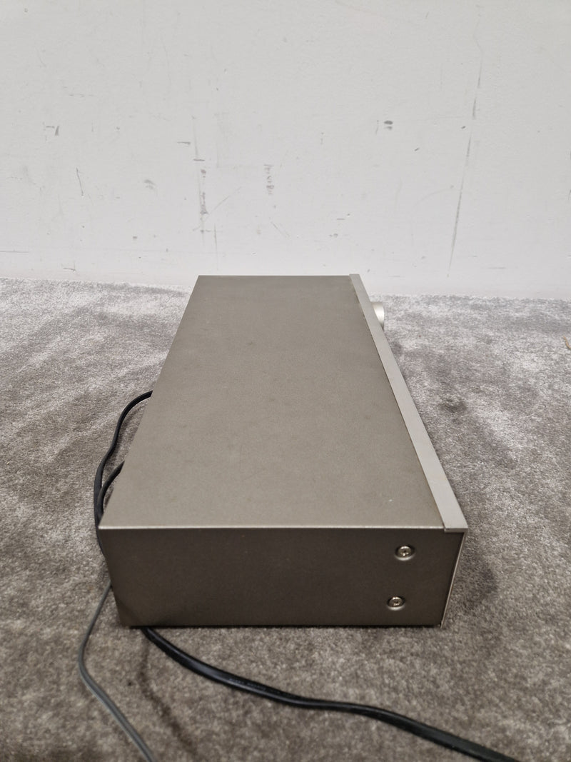 Technics ST-8011L Tuner - Analog Precision - Very Good w/ Original Box & Power Cable - Image 13