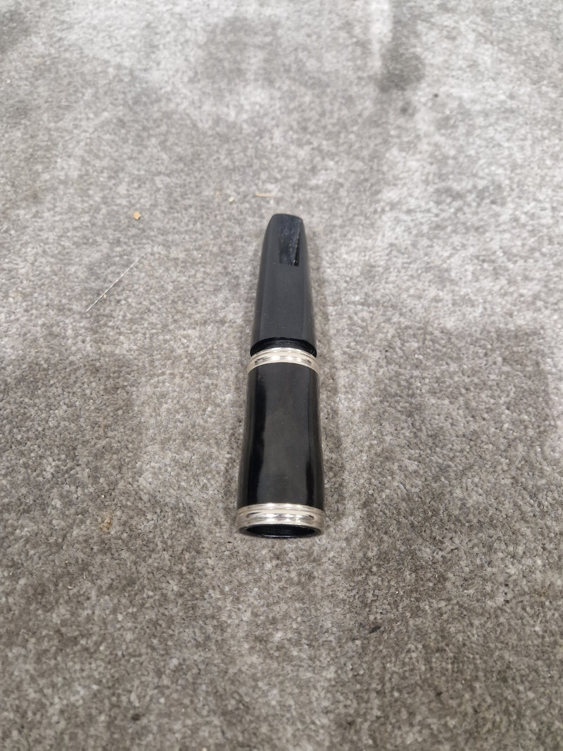 Boosey & Hawkes Regent Clarinet - Classic Design - Very Good w/ Hard Case - Image 11