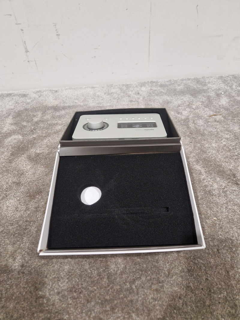 Apollo Solo Thunderbolt 3 Heritage Edition Audio Interface - Unison Preamps - Excellent w/ Original Box & Power Cable - Image 4