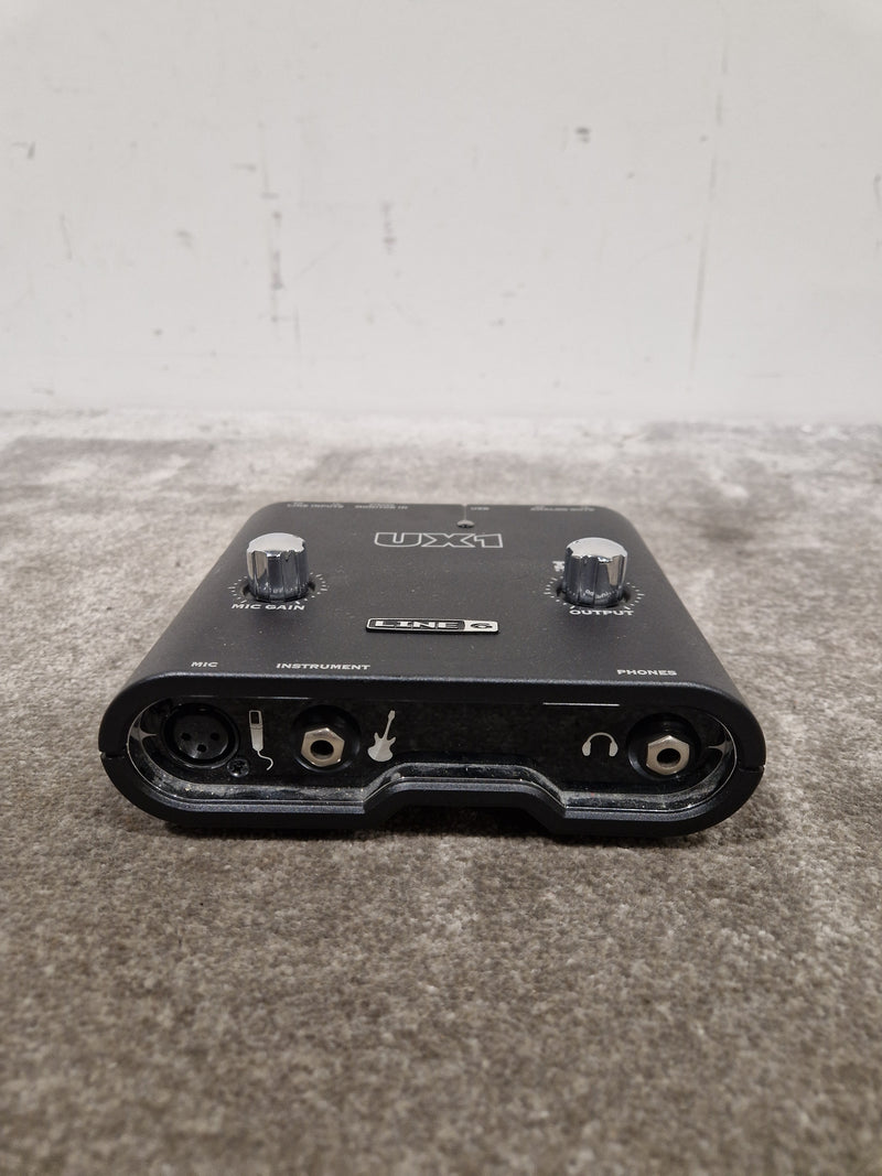 Line 6 UX1 Audio Interface - USB Connectivity - Excellent - Image 6