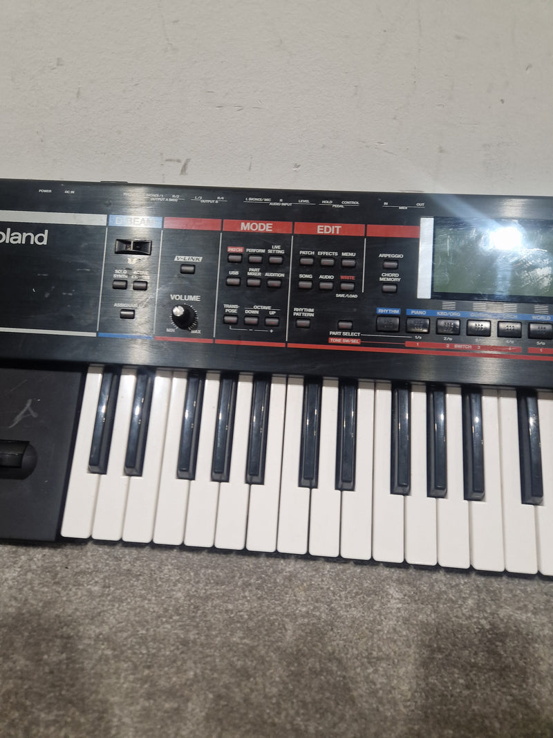 Roland JUNO-D Synthesizer - Digital Synth - Spares or Repair w/ Power Supply - Image 4