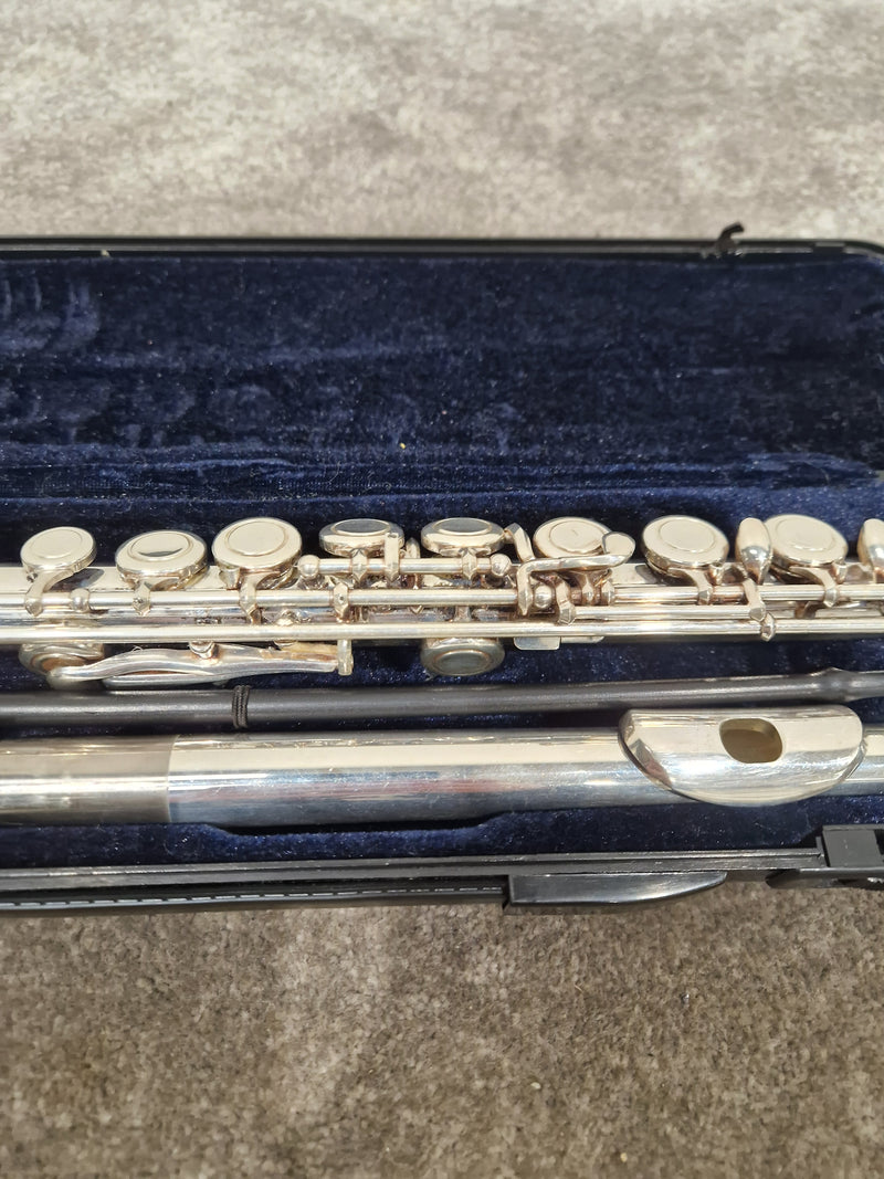 Kurioshi Vivace V11468 Silver/Gold Flute - Dual Finish - Very Good w/ Soft Case & Hard Case - Image 3