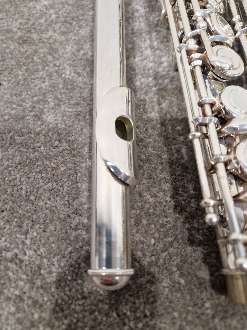 Kurioshi Vivace V11468 Silver/Gold Flute - Dual Finish - Very Good w/ Soft Case & Hard Case - Image 8