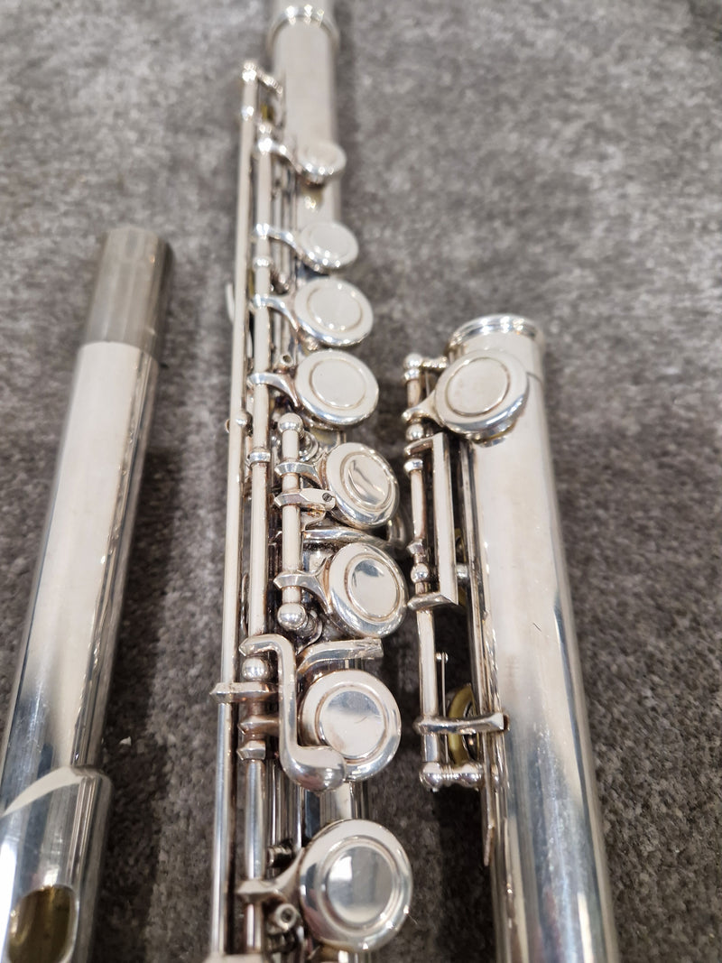 Kurioshi Vivace V11468 Silver/Gold Flute - Dual Finish - Very Good w/ Soft Case & Hard Case - Image 10