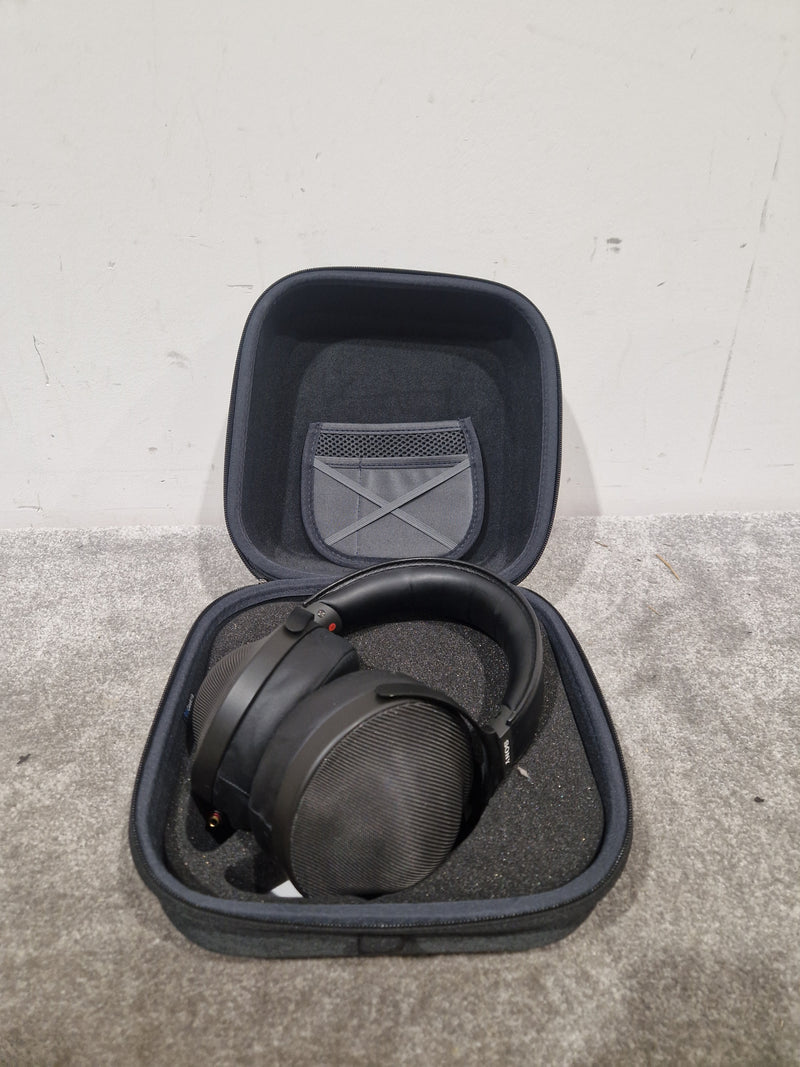 Sony MDR-Z1R Black Headphones - High-Resolution Audio - Excellent w/ Soft Case - Image 8