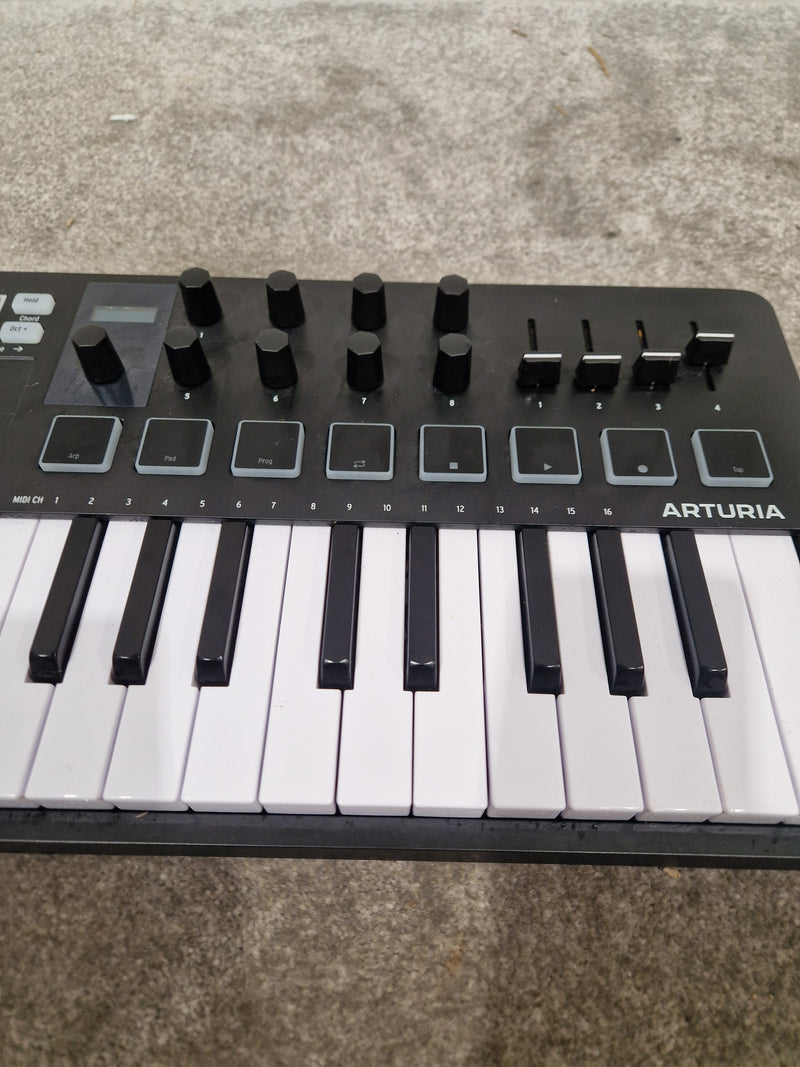 Arturia Minilab 3 MIDI Controller - Compact Design - Excellent - Image 5