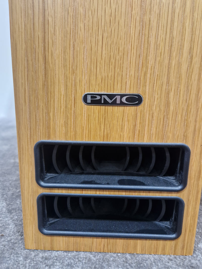 PMC TWENTY5 23 Floorstanding Speaker Pair Walnut - Advanced Transmission Line - Excellent w/ Original Box & Speaker feet - Image 6