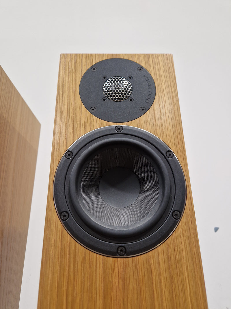 PMC TWENTY5 23 Floorstanding Speaker Pair Walnut - Advanced Transmission Line - Excellent w/ Original Box & Speaker feet - Image 8