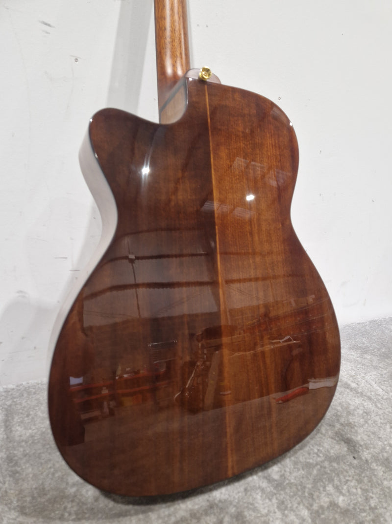 Alvarez MFA70WCEARSHB Sunburst Acoustic Guitar - Stunning Finish - Excellent w/ Hard Case - Image 9