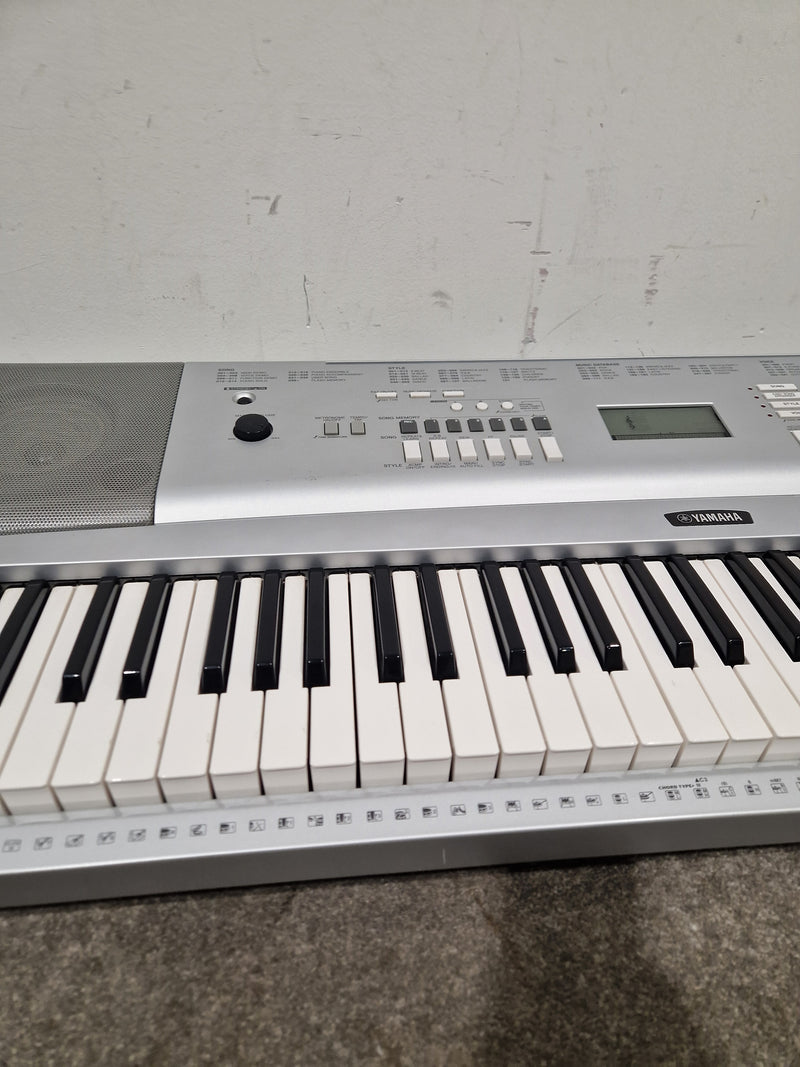 Yamaha DGX-220 Silver Keyboard - 76-Key Portable - Good w/ Power Supply - Image 2