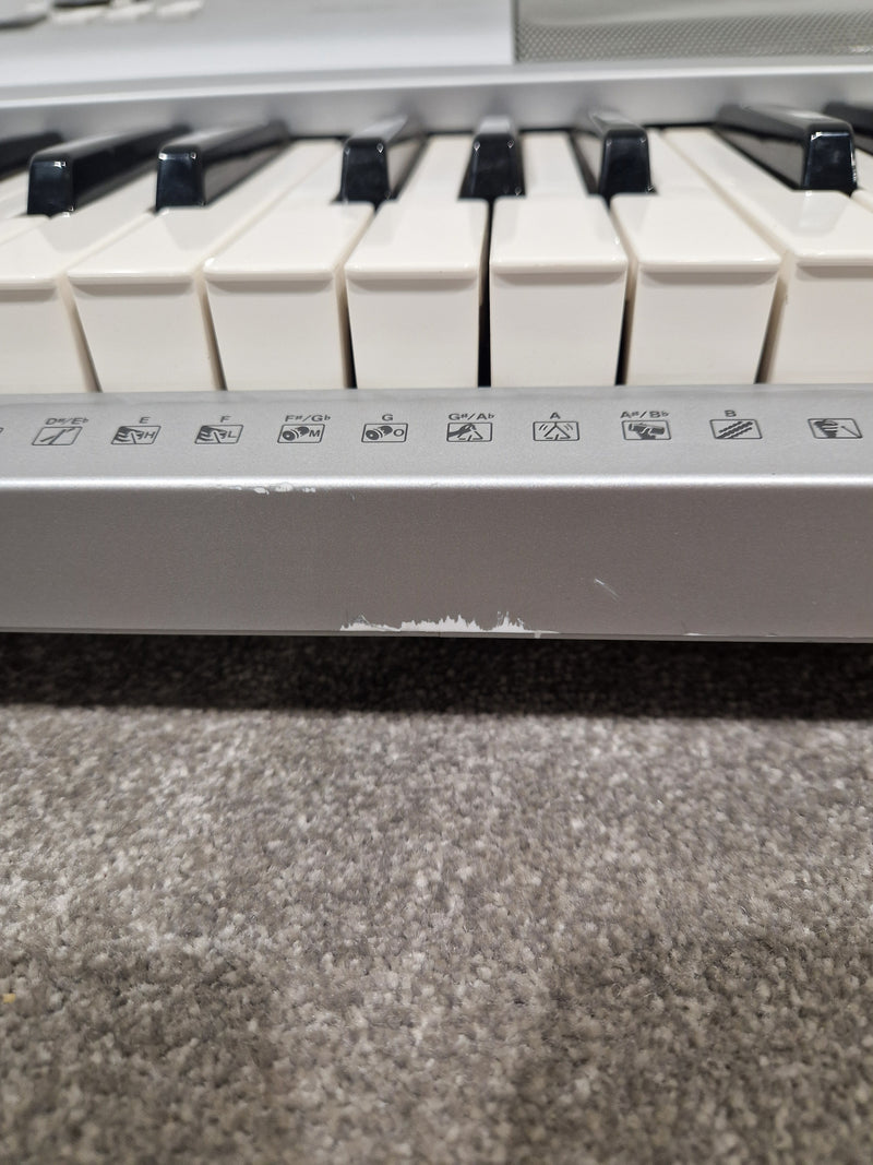 Yamaha DGX-220 Silver Keyboard - 76-Key Portable - Good w/ Power Supply - Image 16