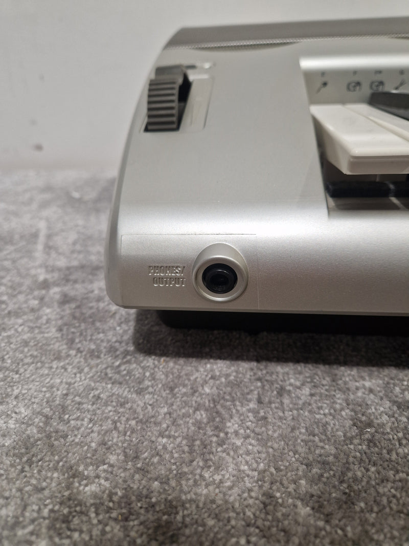 Casio WK-3200 - Digital Keyboard - White/Silver - Excellent w/ Power supply & 128mb SSD - Image 3