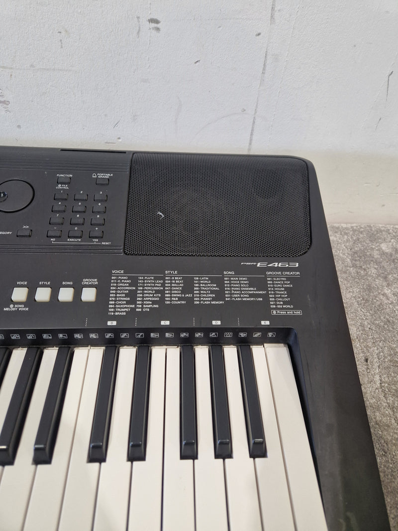 Yamaha PSR-E463 Keyboard - 61-Key Portable - Good - Image 17