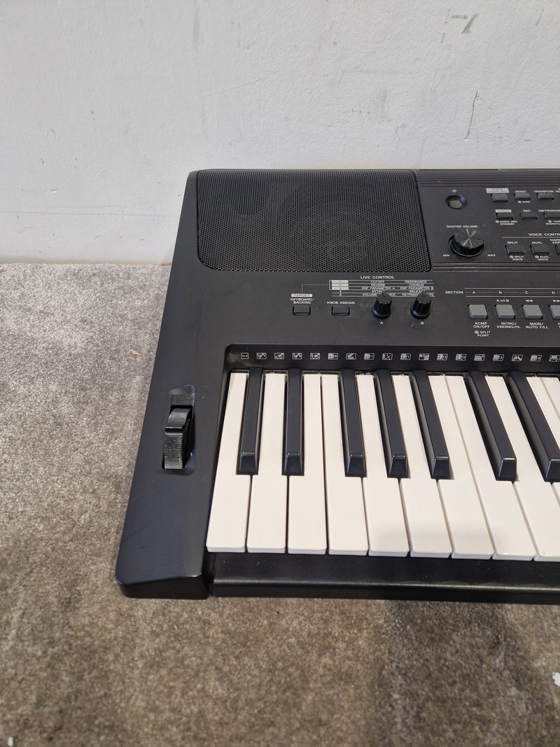 Yamaha PSR-E463 Keyboard - 61-Key Portable - Good - Image 19