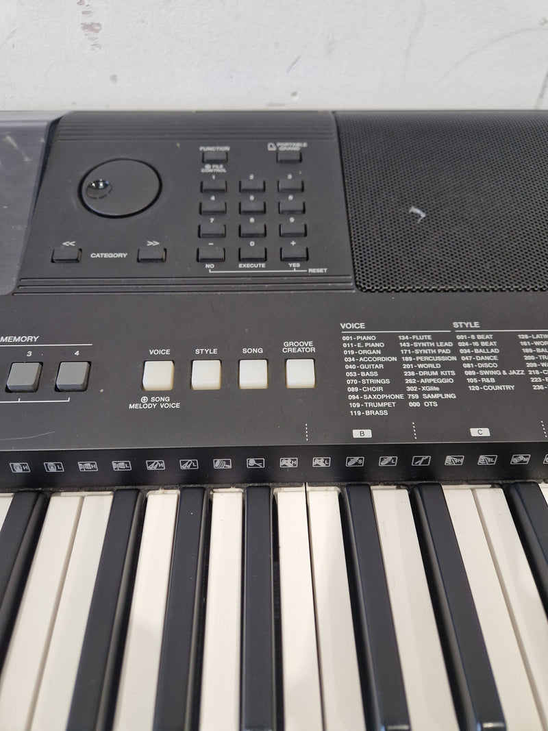 Yamaha PSR-E463 Keyboard - 61-Key Portable - Good - Image 12