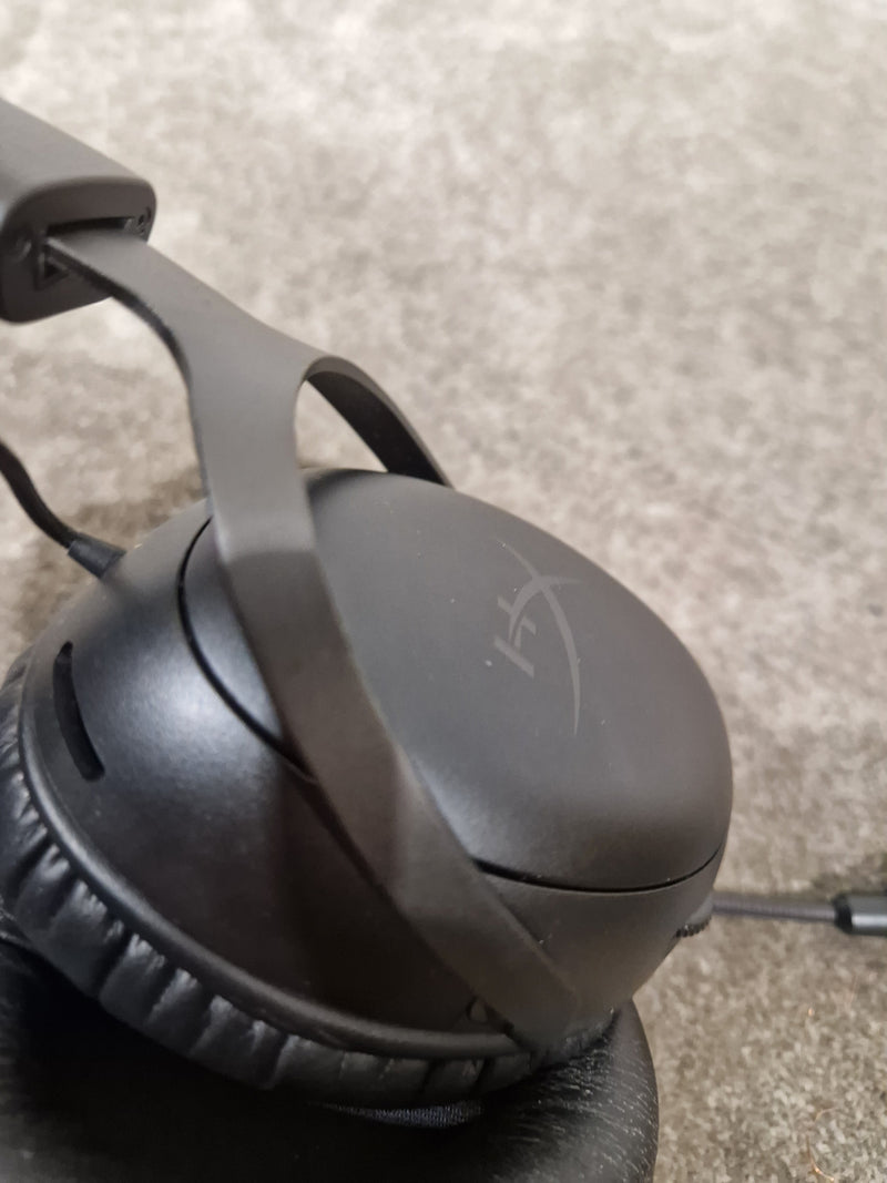 HyperX Cloud III Wireless - Gaming Headphones - Black - Excellent w/ USB Connector - Image 8