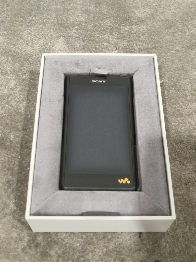 Sony NW-WM1AM2 - Digital Audio Player - Like New - Image 2