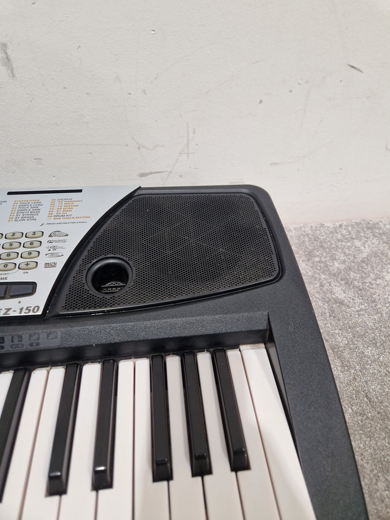 Yamaha EZ-150 - Electronic Keyboard - Excellent w/ Power Supply - Image 10