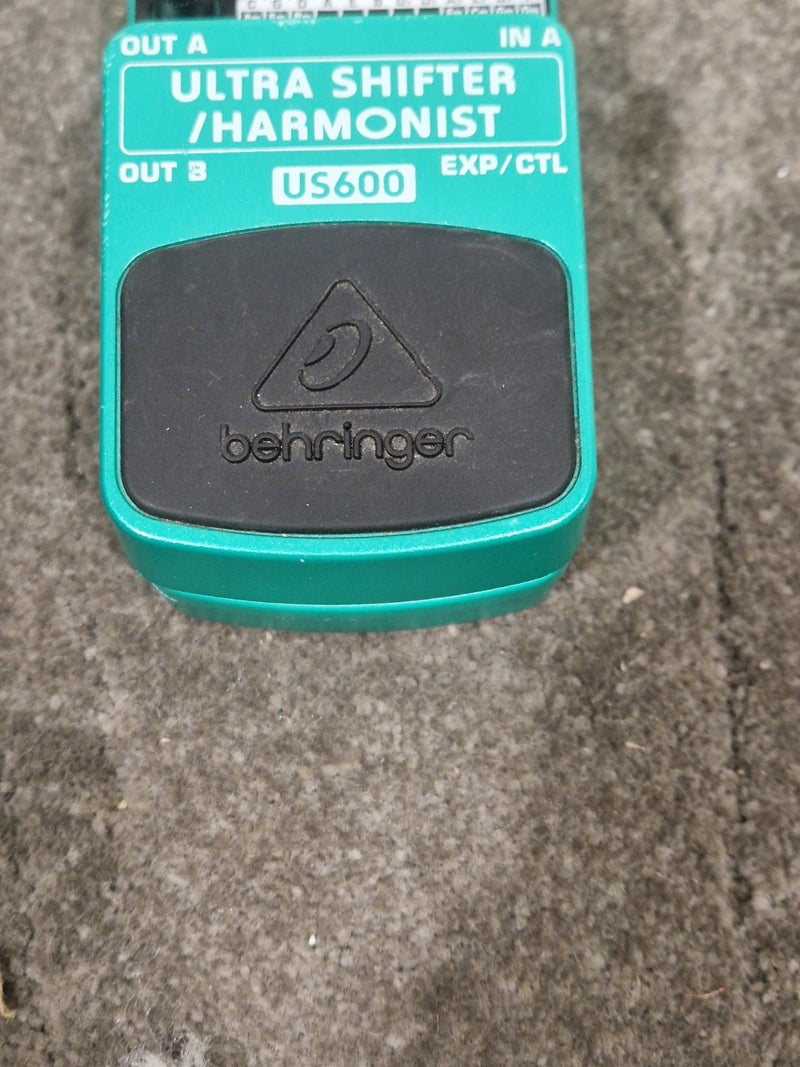 Behringer US600 Ultra Shifter/Harmonist - Effects Pedal - Green - Excellent w/ Original Box & Manuals - Image 5