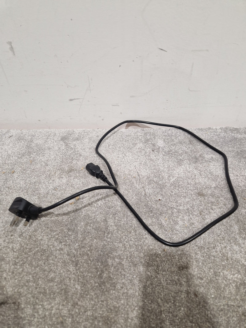 QSC K8 - Active Loudspeaker - Black - Good w/ Cables - Image 7