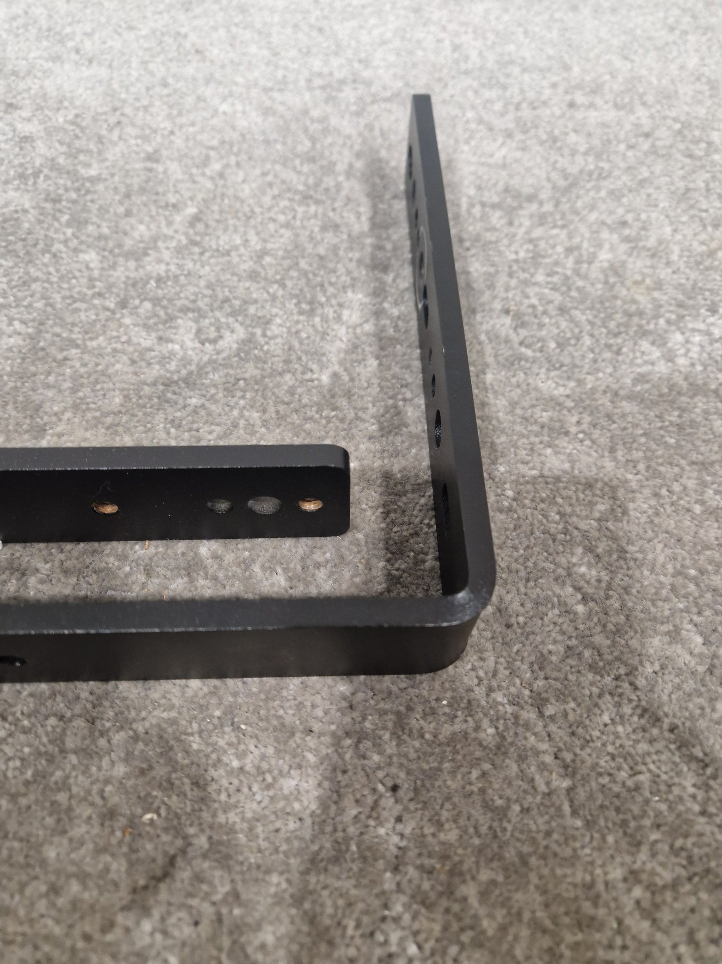 Neumann LH-61 Loudspeaker Stand Pair - Adjustable Height - Excellent