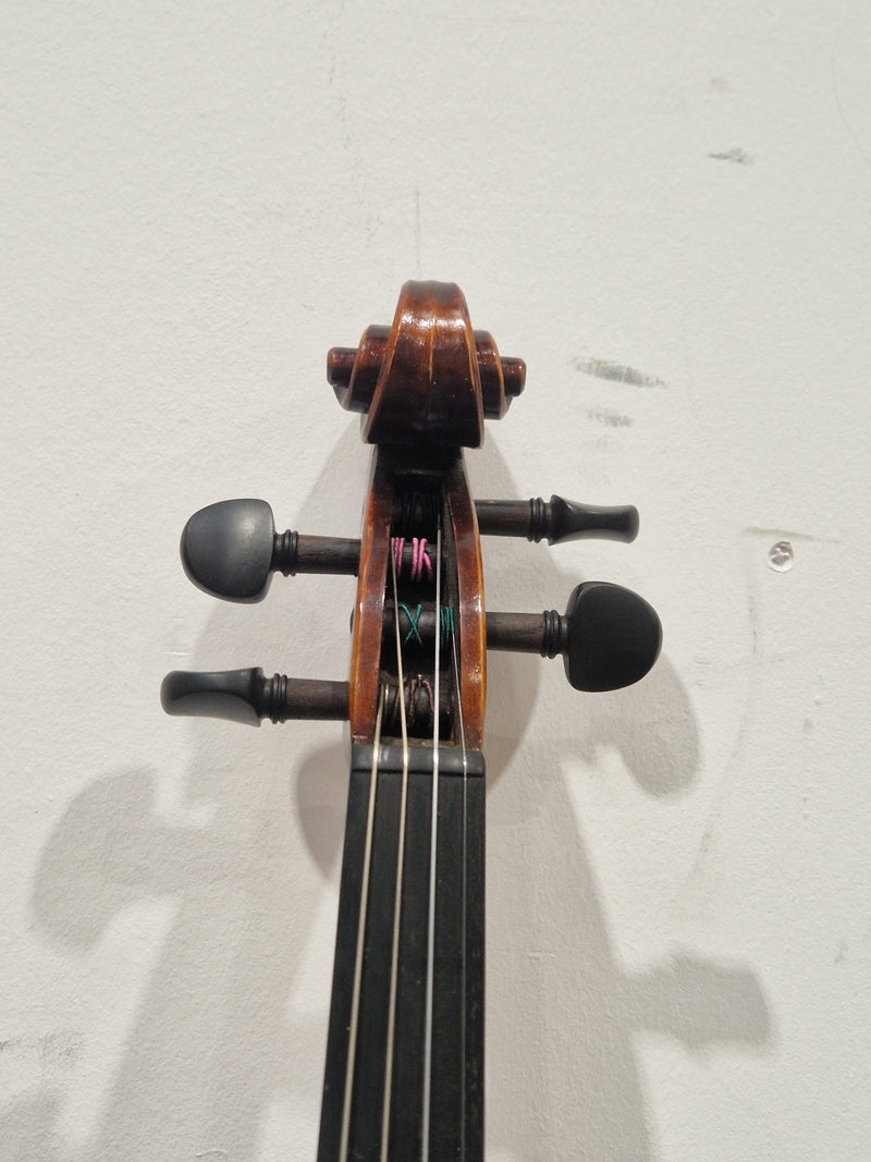 Andreas Eastman VL305 4/4 Violin - Antiqued Finish - Violin - Like New w/ Hard Case & bow - Image 6